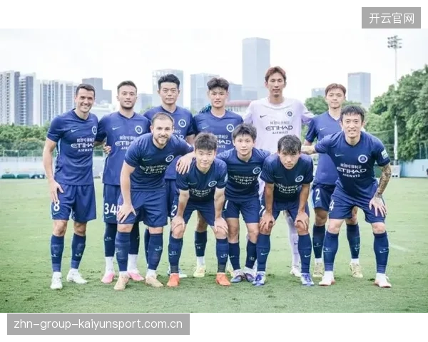 俱乐部举行内部观摩赛，教练组检验试验性战术